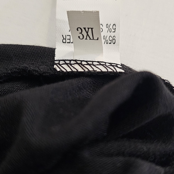 Women's Color-block Twist Front 3/4 Sleeve Dress w/ Faux Button Front Detail - Picture 5 of 6